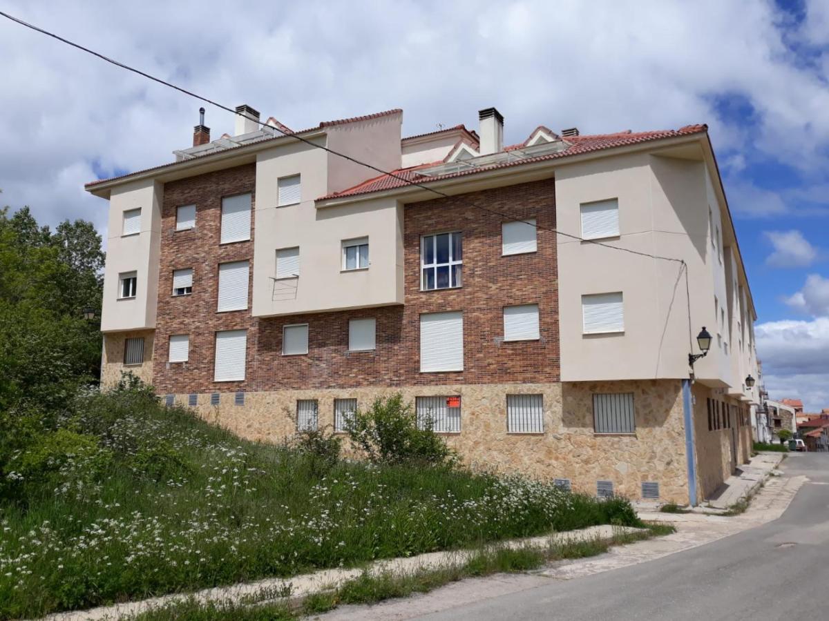 La Pergola Internet Fibra Garage Calefaccion Tv Apartment Bronchales Bagian luar foto